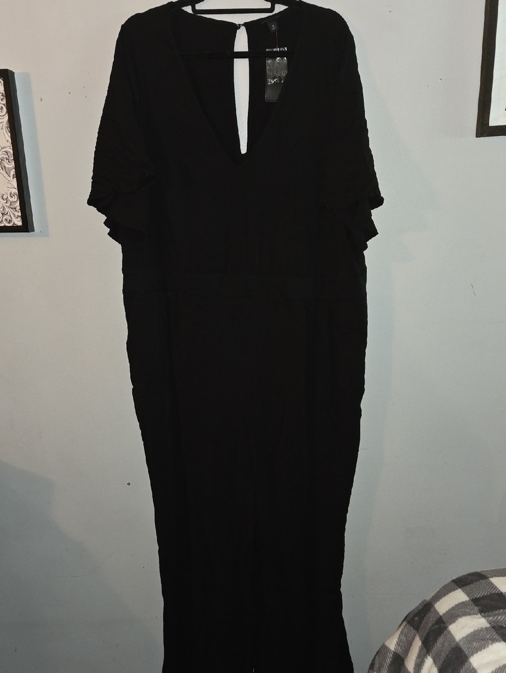 torrid Black V-Neck Jumpsuit with Keyhole Back